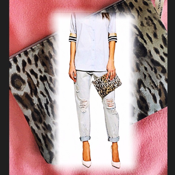 Liebeskind Benita Leo Leather Bag - Picture 2 of 7